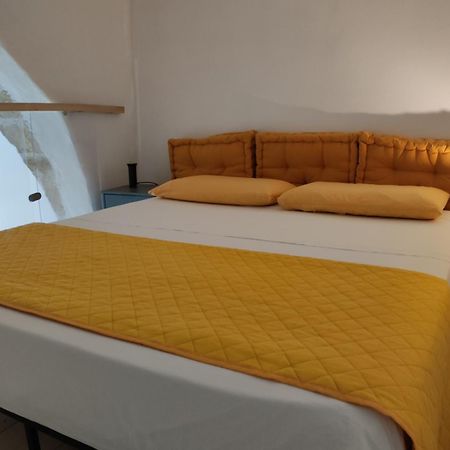 Apartamento Asmara Exclusive "Loft Industrial" Bríndisi Exterior foto