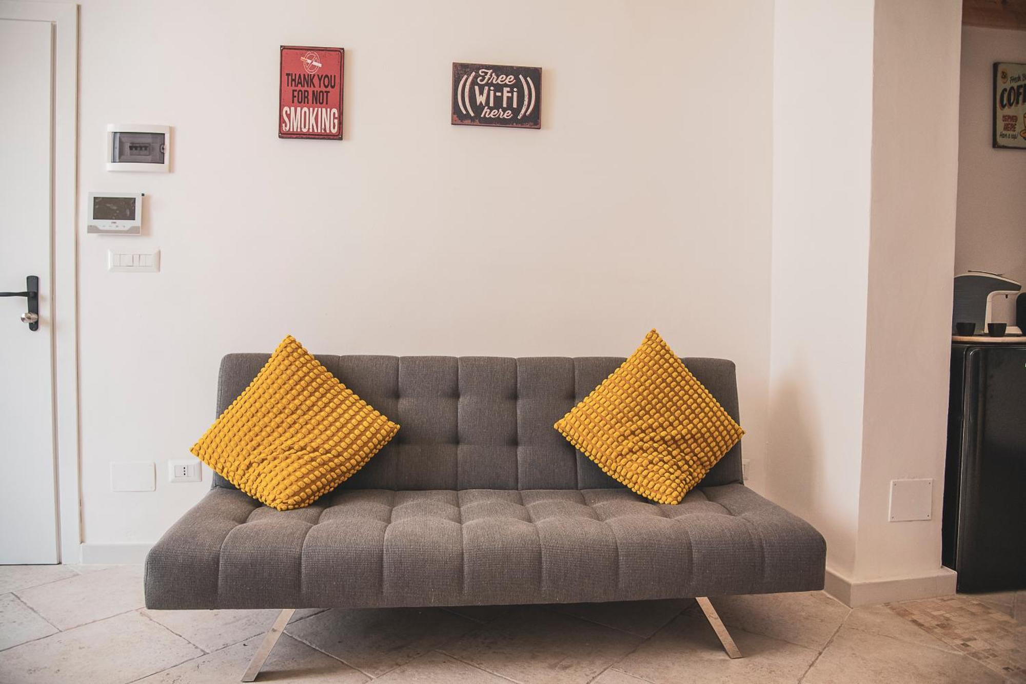 Apartamento Asmara Exclusive "Loft Industrial" Bríndisi Exterior foto